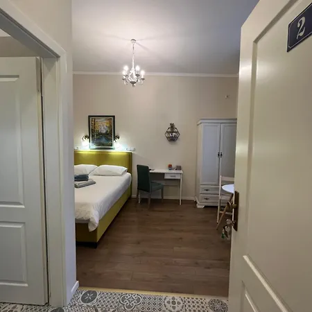 Aria Apartment *