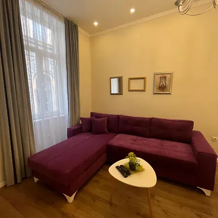 Apartment Aria